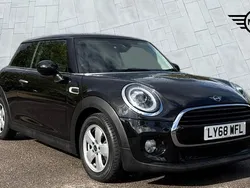 Black Used 2019 Mini Cooper Classic Hatchback | £14,800 (Fair price)