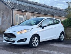 White Used 2017 Ford Fiesta Zetec Hatchback | £2,395 (Super price)