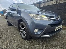 Blue Used 2014 Toyota RAV4 SUV | £8,450 (Fair price)