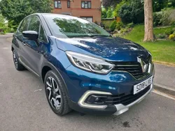 Blue/black Used 2018 Renault Captur Dynamique SUV | £8,295 (Fair price)