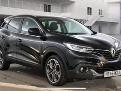 Black Used 2017 Renault Kadjar Signature SUV | £8,995 (Fair price)