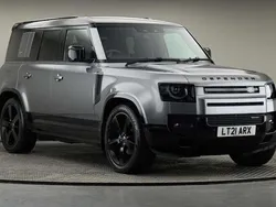 Used 2025 Land Rover Defender HSE Dynamic SUV | £56,500 (Super price)