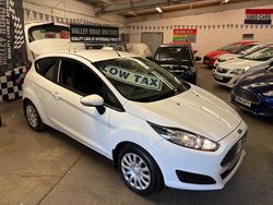 White Used 2013 Ford Fiesta Style Hatchback | £3,495 (Good price)