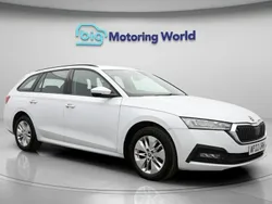 White Used 2022 Skoda Octavia SE Technology Estate | £12,200 (Fair price)