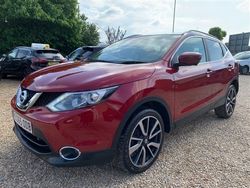 Red Used 2015 Nissan Qashqai S SUV | £6,695 (A bit pricey)