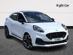 Frozen white Used 2023 Ford Puma ST SUV | £19,999 (Fair price)