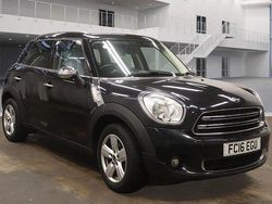 Black Used 2016 Mini One Countryman SUV | £4,000 (Fair price)
