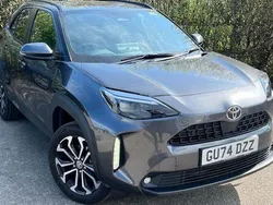 Used 2025 Toyota Yaris Hybrid Design Estate | £24,799 (Fair price)