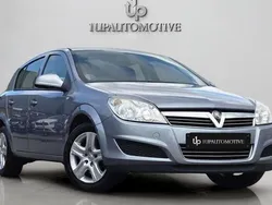 Silver Used 2009 Vauxhall Astra Club Hatchback | £1,695 (Fair price)