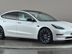 White Used 2022 Tesla Model 3 Performance Sedan | £23,498 (Fair price)