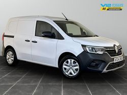 White Used 2024 Renault Kangoo MPV | £12,595 (Fair price)