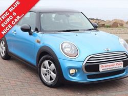 Blue Used 2015 Mini Cooper Hatch Hatchback | £4,995 (Fair price)