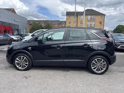 Black Used 2020 Vauxhall Crossland X S SUV | £10,249 (Fair price)