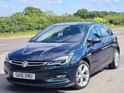 Green Used 2016 Vauxhall Astra SRi Hatchback | £7,495 (Fair price)