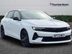 Arctic white Used 2022 Vauxhall Astra GS Line Hatchback | £16,899 (Fair price)