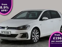 White Used 2020 VW Golf VII Advance Hatchback | £13,729 (Fair price)
