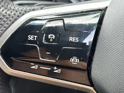 Used 2023 VW Touareg R-line SUV | £31,599 (Good price)