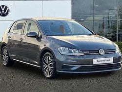 Grey Used 2018 VW Golf VII SE Hatchback | £14,795 (Fair price)