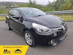 Black Used 2016 Renault Clio IV Dynamique Hatchback | £6,499 (Fair price)