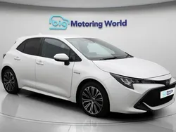 White Used 2019 Toyota Corolla Design Hatchback | £13,200 (Fair price)
