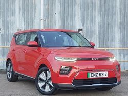 Red Used 2023 Kia Soul EV 3 SUV | £16,298 (Fair price)