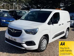 White Used 2020 Vauxhall Combo Sportive MPV | £6,000 (Good price)