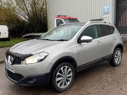 Silver Used 2013 Nissan Qashqai Tekna SUV | £1,975 (Super price)
