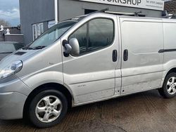 Silver Used 2009 Renault Trafic Van | £3,995 (Super price)