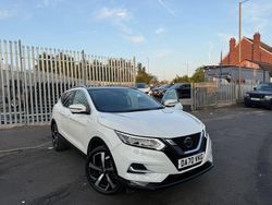White Used 2020 Nissan Qashqai Tekna SUV | £10,750