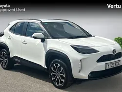 Used 2025 Toyota Yaris Hybrid Design Estate | £21,990 (Good price)