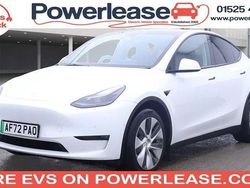 White Used 2022 Tesla Model Y Long Range AWD SUV | £23,989 (Good price)
