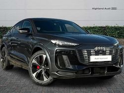 Grey New 2025 Audi Q6 e-tron Advanced SUV | £69,995 (Fair price)