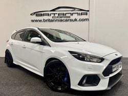 White Used 2016 Ford Focus RS Hatchback | £21,880 (Fair price)
