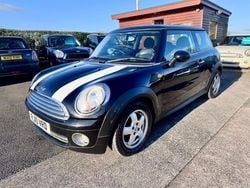 Black Used 2010 Mini Cooper Hatch Hatchback | £3,295