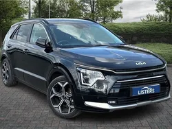 Premium paint midnight black Used 2022 Kia Niro 4 SUV | £23,461 (Fair price)