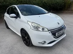 White Used 2014 Peugeot 208 Hatchback | £4,495 (Fair price)