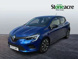 Blue Used 2023 Renault Clio V Evolution Hatchback | £13,495 (Good price)