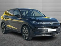 Used 2025 VW Tiguan Match SUV | £31,050 (Fair price)