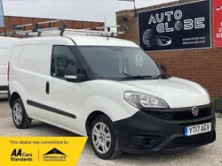 White Used 2017 Fiat Doblò MPV | £6,490 (Fair price)