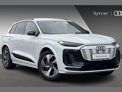 White Used 2025 Audi Q6 e-tron Advanced SUV | £53,000 (Super price)