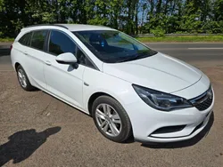 White Used 2017 Vauxhall Astra Design Edition Estate | £6,295 (Fair price)