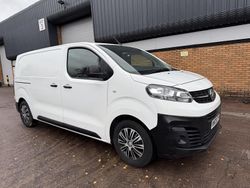 White Used 2020 Vauxhall Vivaro Edition Van | £8,495 (Fair price)