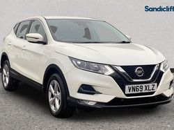 White Used 2019 Nissan Qashqai Acenta Premium SUV | £10,250 (Super price)