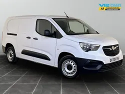 White Used 2023 Vauxhall Combo S MPV | £11,995 (Good price)