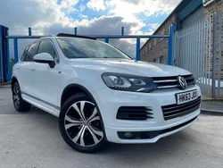 White Used 2013 VW Touareg R-line SUV | £9,490 (Fair price)