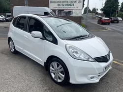 White Used 2015 Honda Jazz EX Hatchback | £9,995 (Fair price)