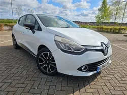 White Used 2014 Renault Clio IV Dynamique Hatchback | £4,790 (Fair price)