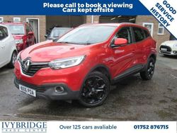 Red Used 2016 Renault Kadjar Dynamique SUV | £6,595 (Fair price)