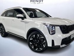 New 2025 Kia Sorento SUV | £48,999