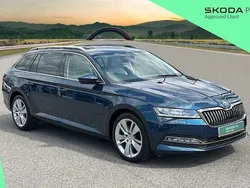 Petrol blue metallic Used 2019 Skoda Superb SE L Estate | £19,995 (Fair price)